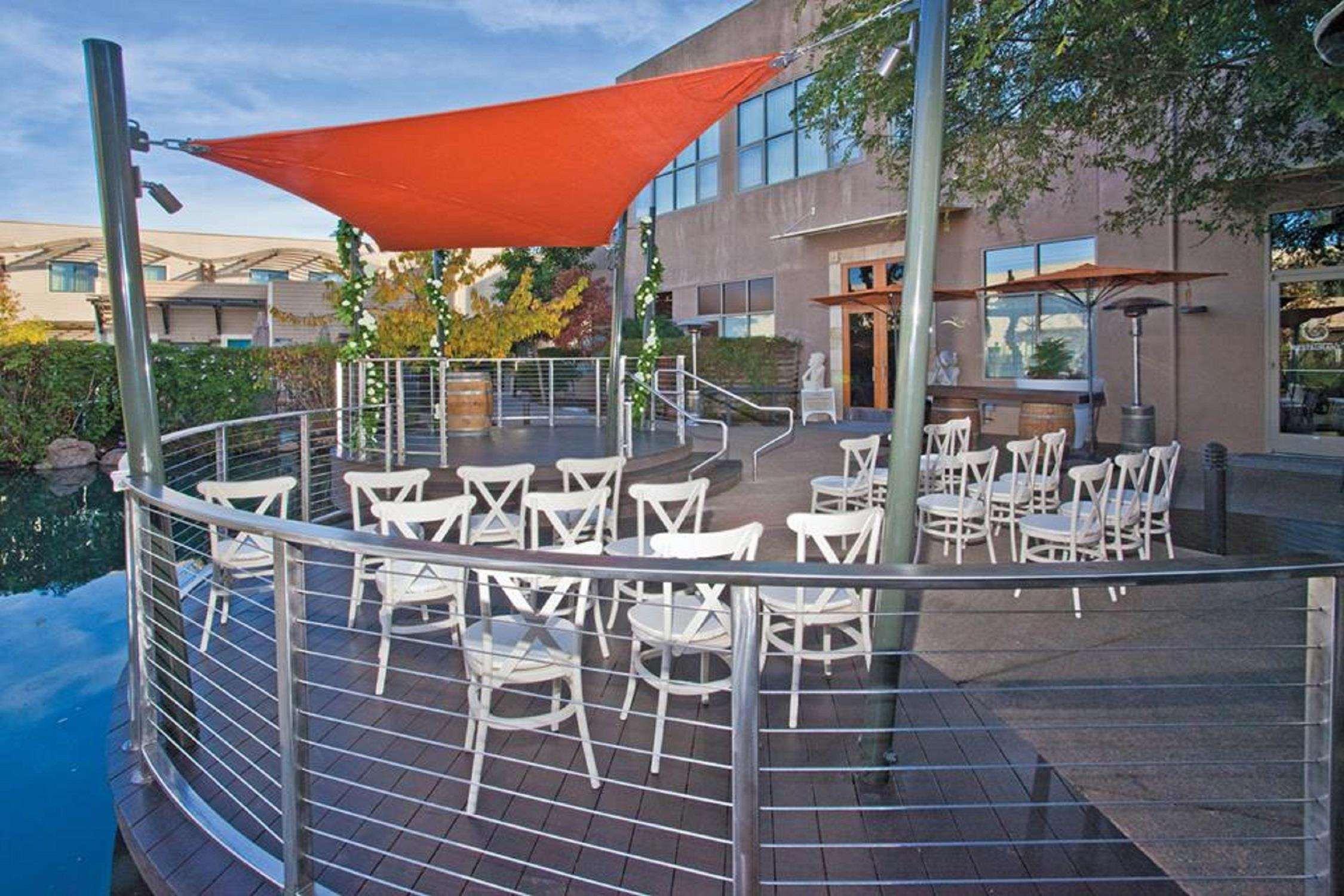 Doubletree By Hilton Napa Valley - American Canyon Εξωτερικό φωτογραφία