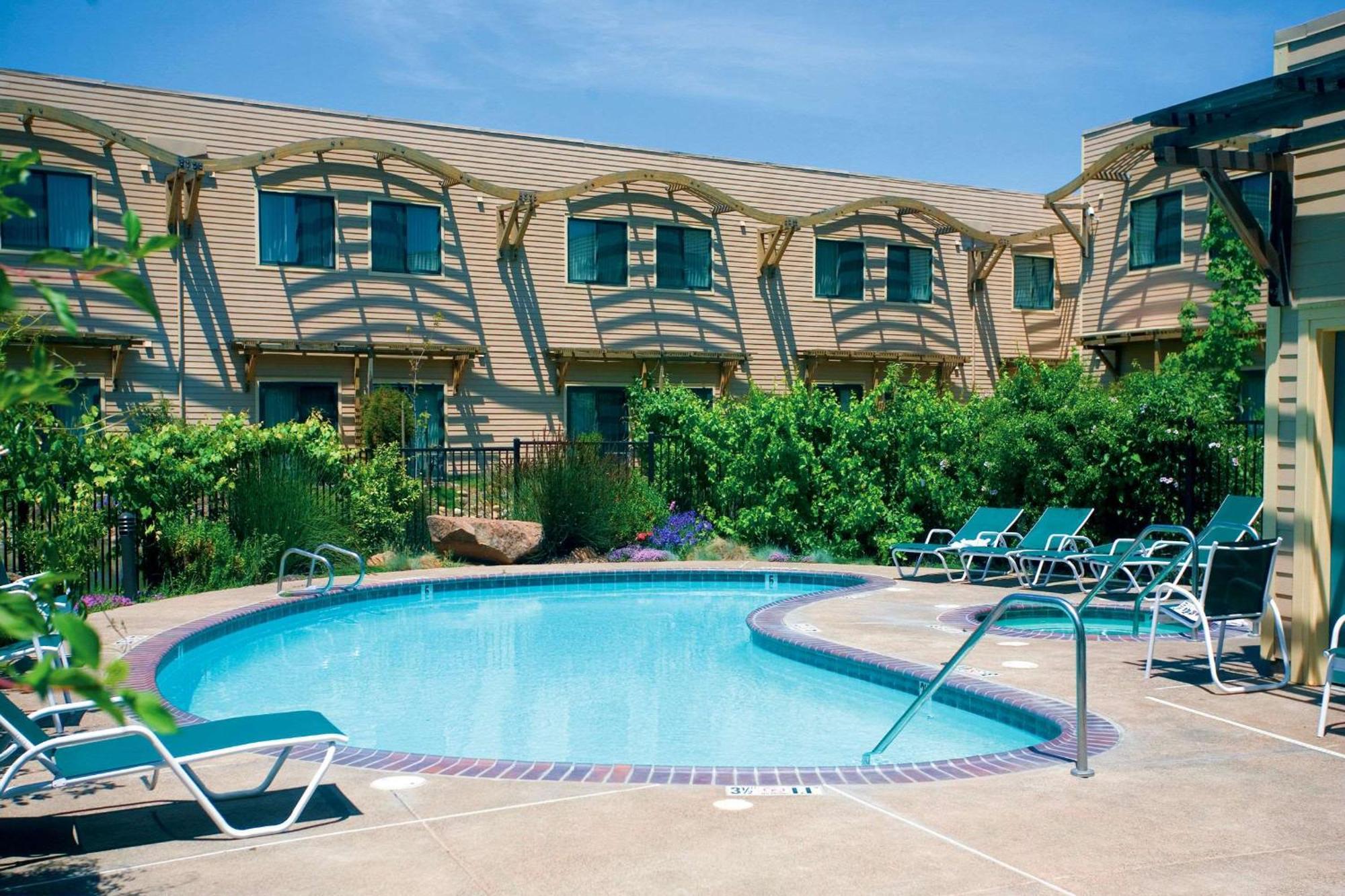 Doubletree By Hilton Napa Valley - American Canyon Εξωτερικό φωτογραφία